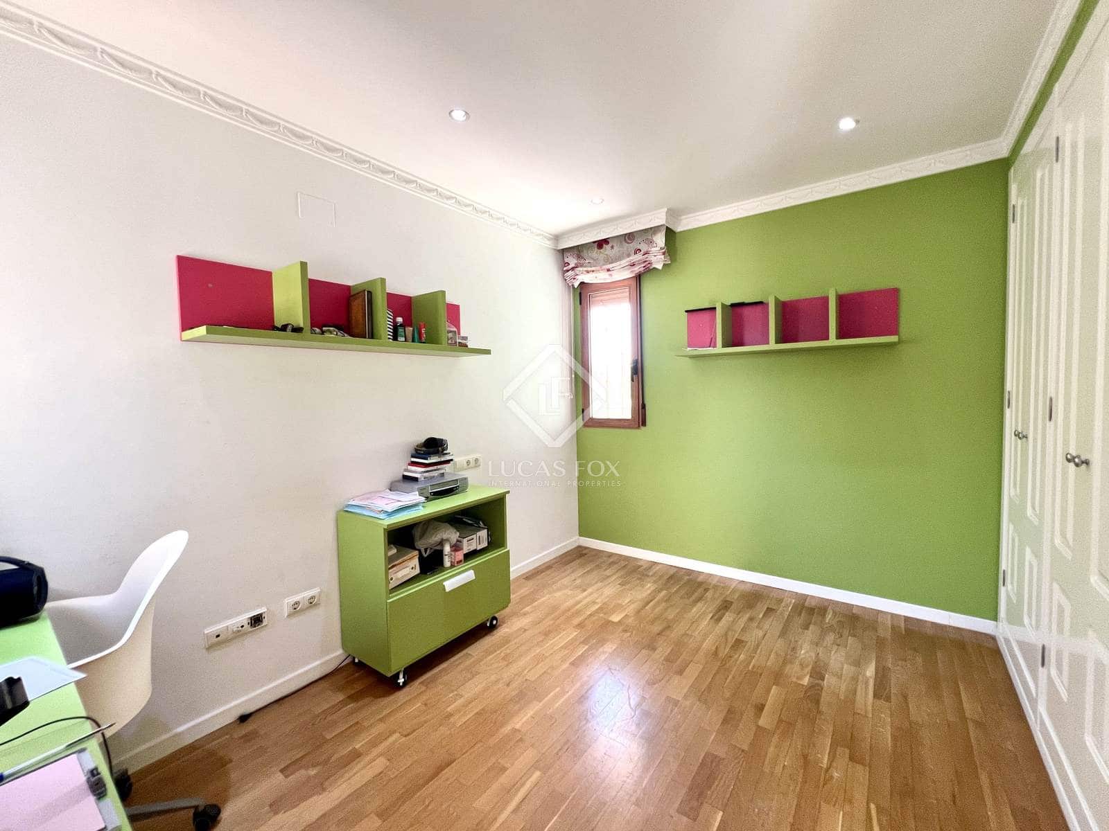 5 Zimmer Villa zu verkaufen in Alicante / Alacant Stadt mit Garage - 1.295.000 € (Ref: 8581644)