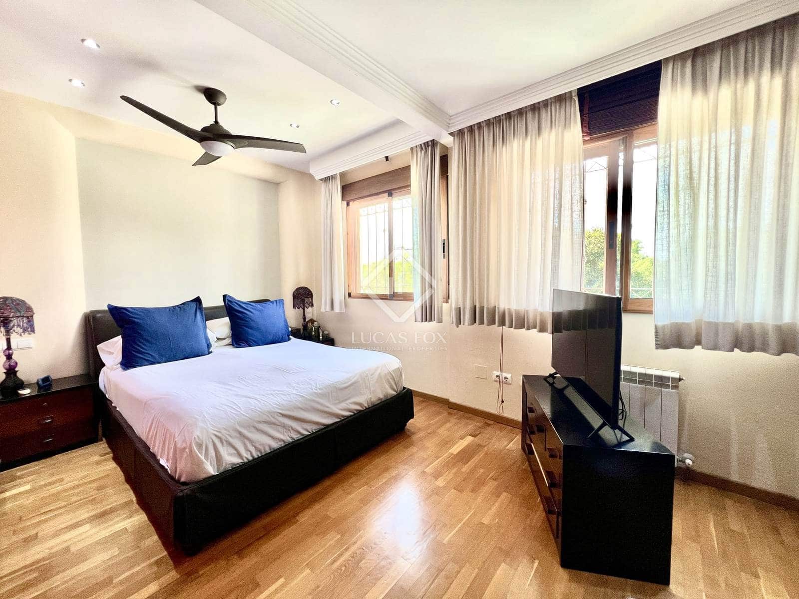 5 Zimmer Villa zu verkaufen in Alicante / Alacant Stadt mit Garage - 1.295.000 € (Ref: 8581644)