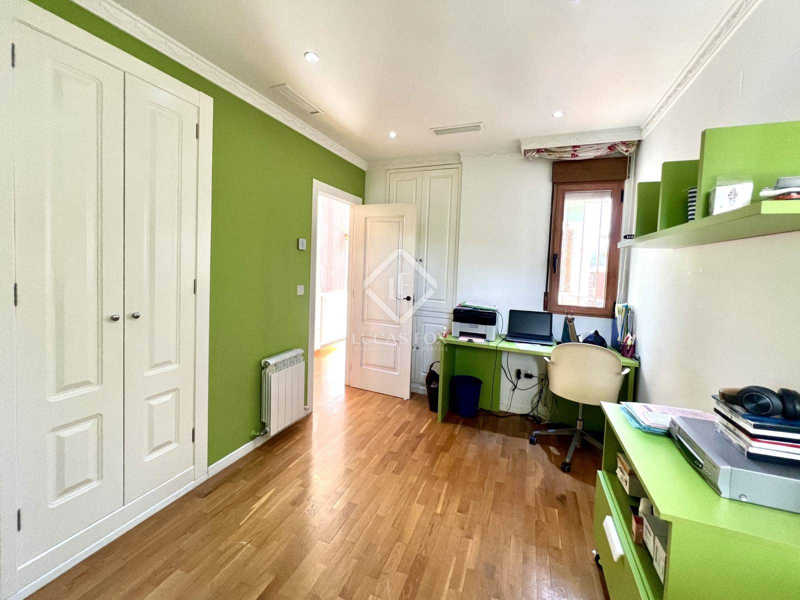 5 Zimmer Villa zu verkaufen in Alicante / Alacant Stadt mit Garage - 1.295.000 € (Ref: 8581644)