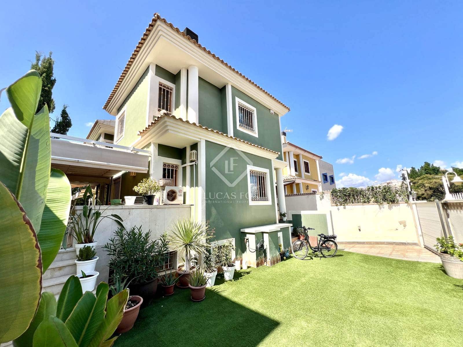 5 Zimmer Villa zu verkaufen in Alicante / Alacant Stadt mit Garage - 1.295.000 € (Ref: 8581644)