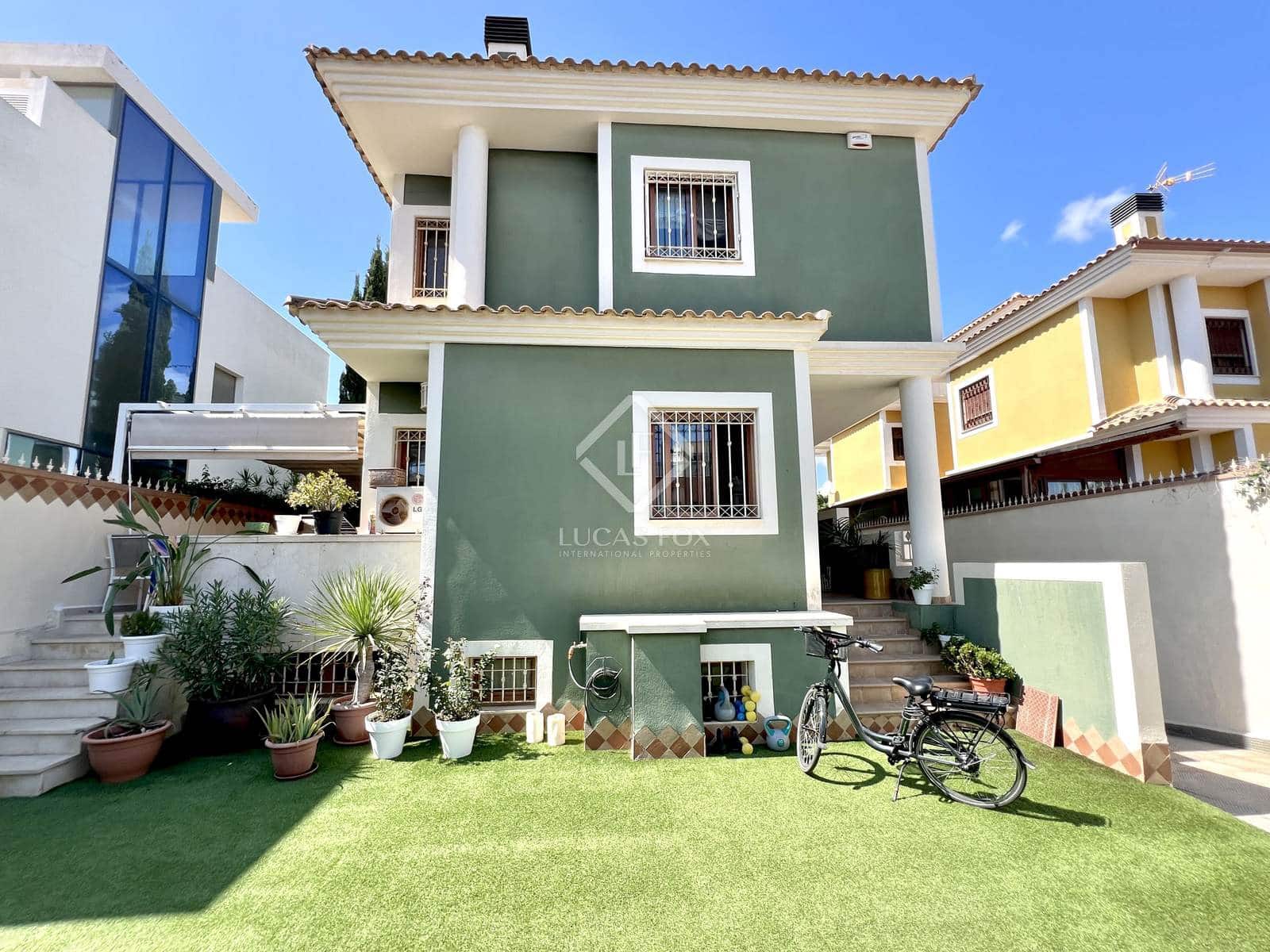 5 Zimmer Villa zu verkaufen in Alicante / Alacant Stadt mit Garage - 1.295.000 € (Ref: 8581644)