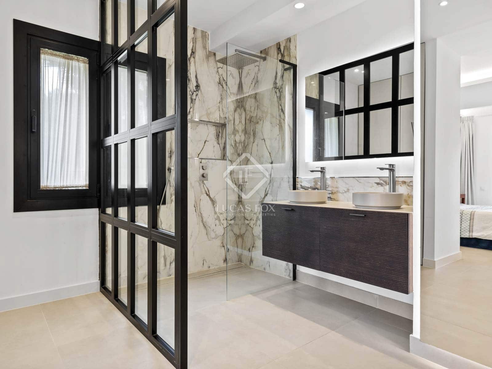 Apartamento de 3 habitaciones en Marbella en venta con piscina garaje - 820.000 € (Ref: 8586663)