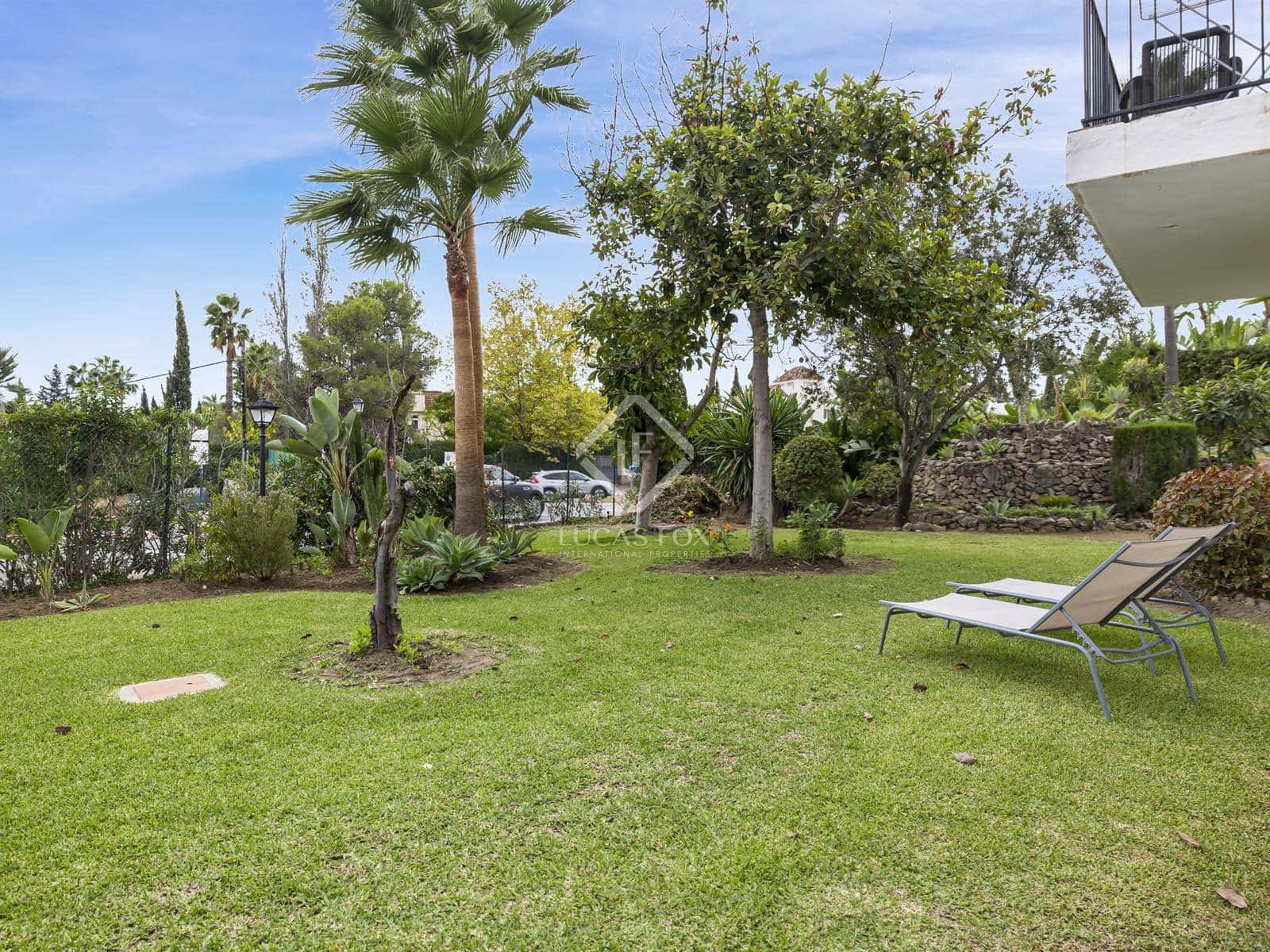 Apartamento de 3 habitaciones en Marbella en venta con piscina garaje - 820.000 € (Ref: 8586663)