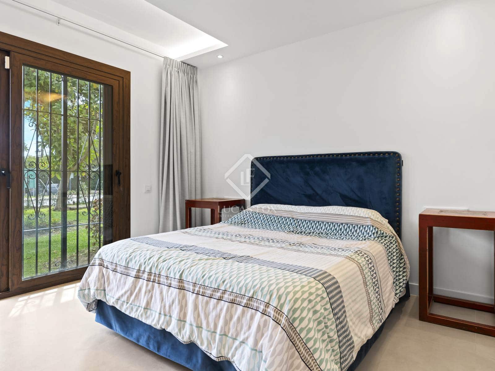 Apartamento de 3 habitaciones en Marbella en venta con piscina garaje - 820.000 € (Ref: 8586663)