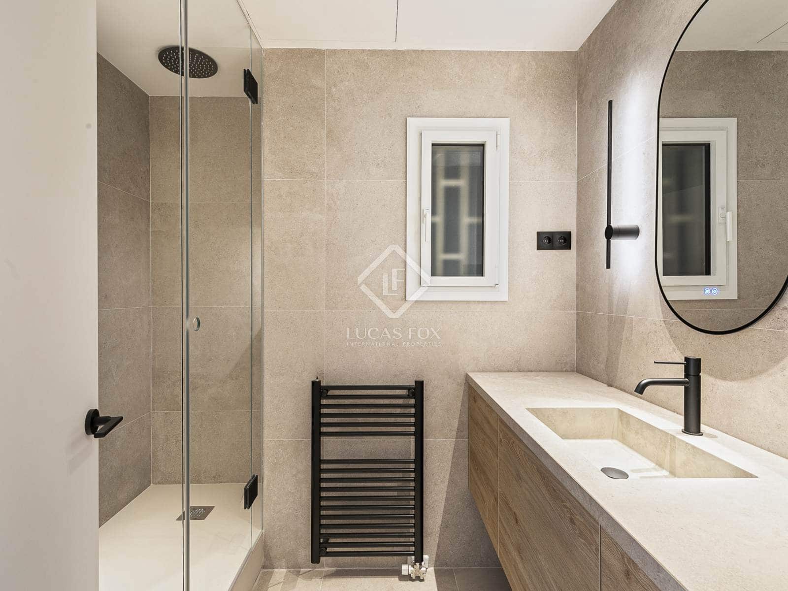 3 slaapkamer Appartement te koop in Barcelona stad - € 1.250.000 (Ref: 8589770)