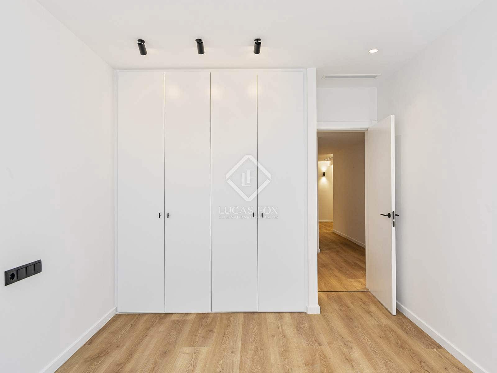 3 slaapkamer Appartement te koop in Barcelona stad - € 1.250.000 (Ref: 8589770)