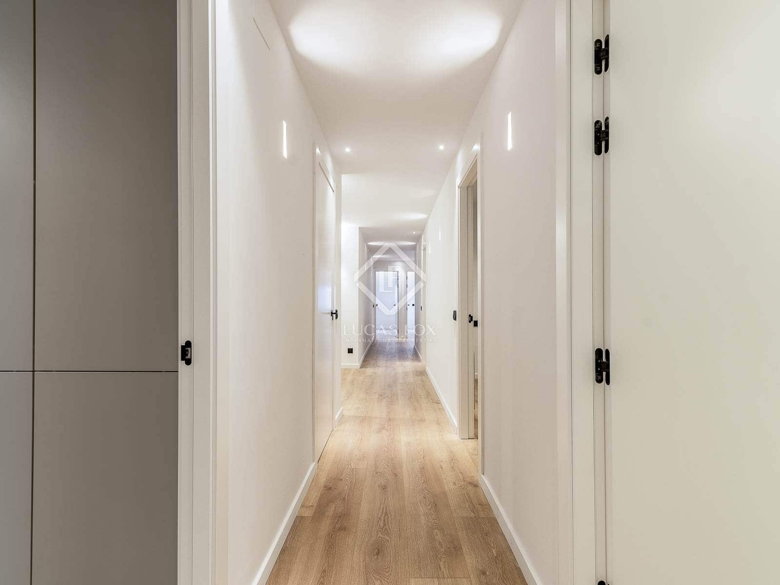 3 slaapkamer Appartement te koop in Barcelona stad - € 1.250.000 (Ref: 8589770)