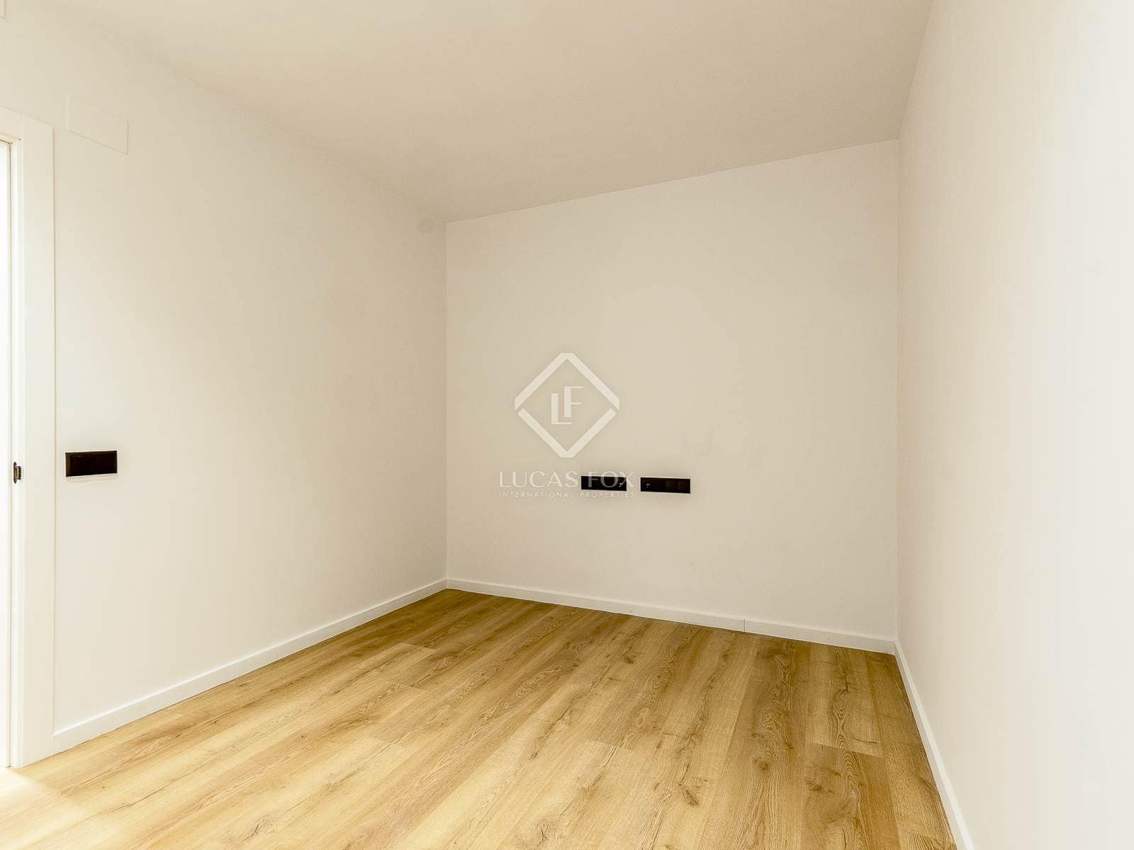 3 slaapkamer Appartement te koop in Barcelona stad - € 1.250.000 (Ref: 8589770)