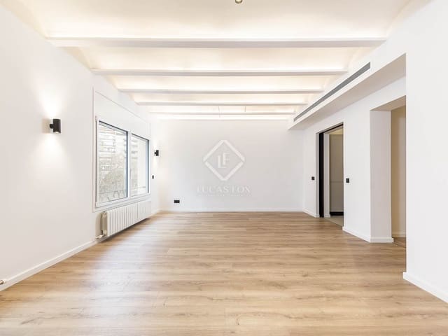 3 slaapkamer Appartement te koop in Barcelona stad - € 1.250.000 (Ref: 8589770)