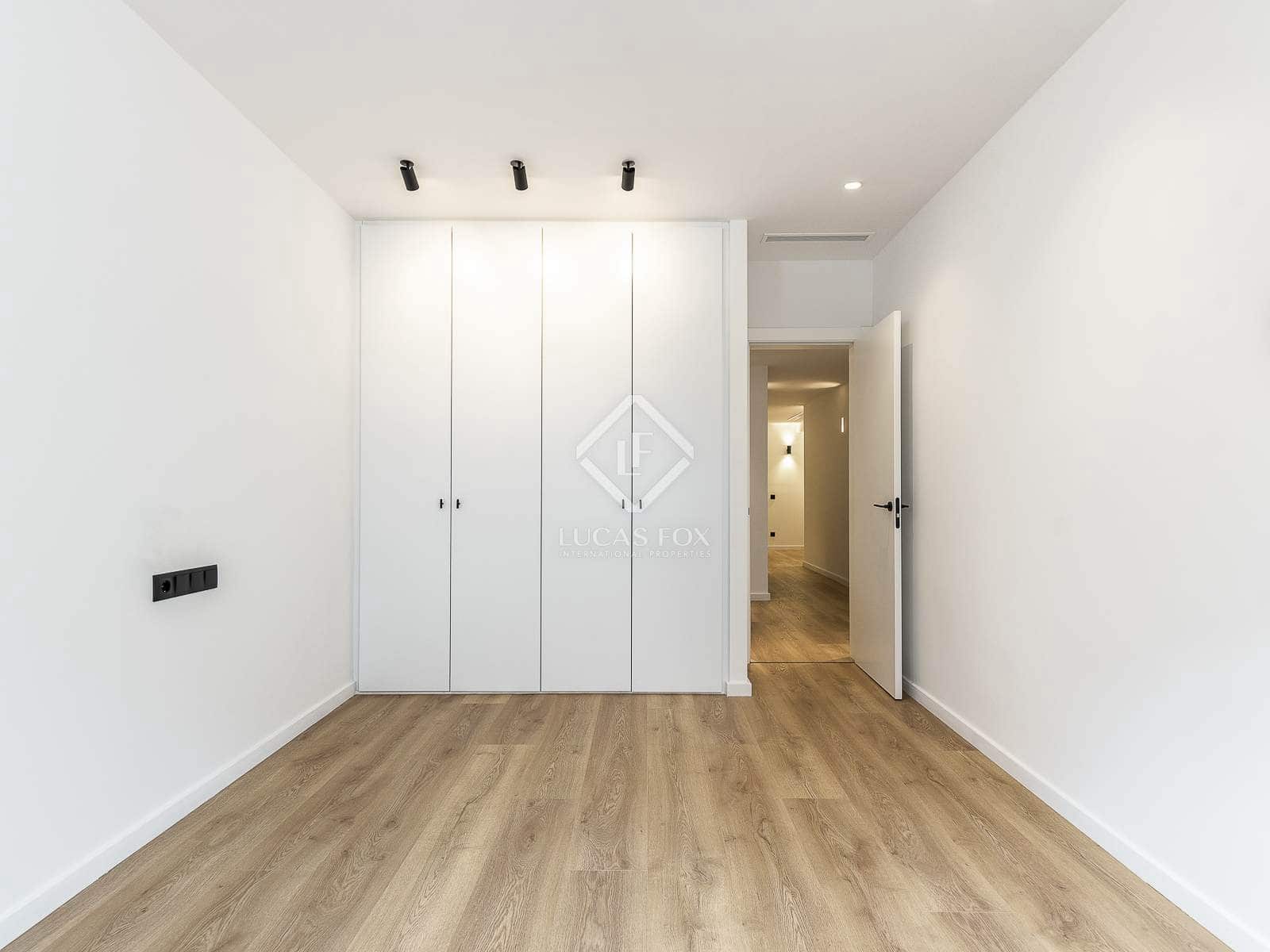 3 slaapkamer Appartement te koop in Barcelona stad - € 1.250.000 (Ref: 8589770)