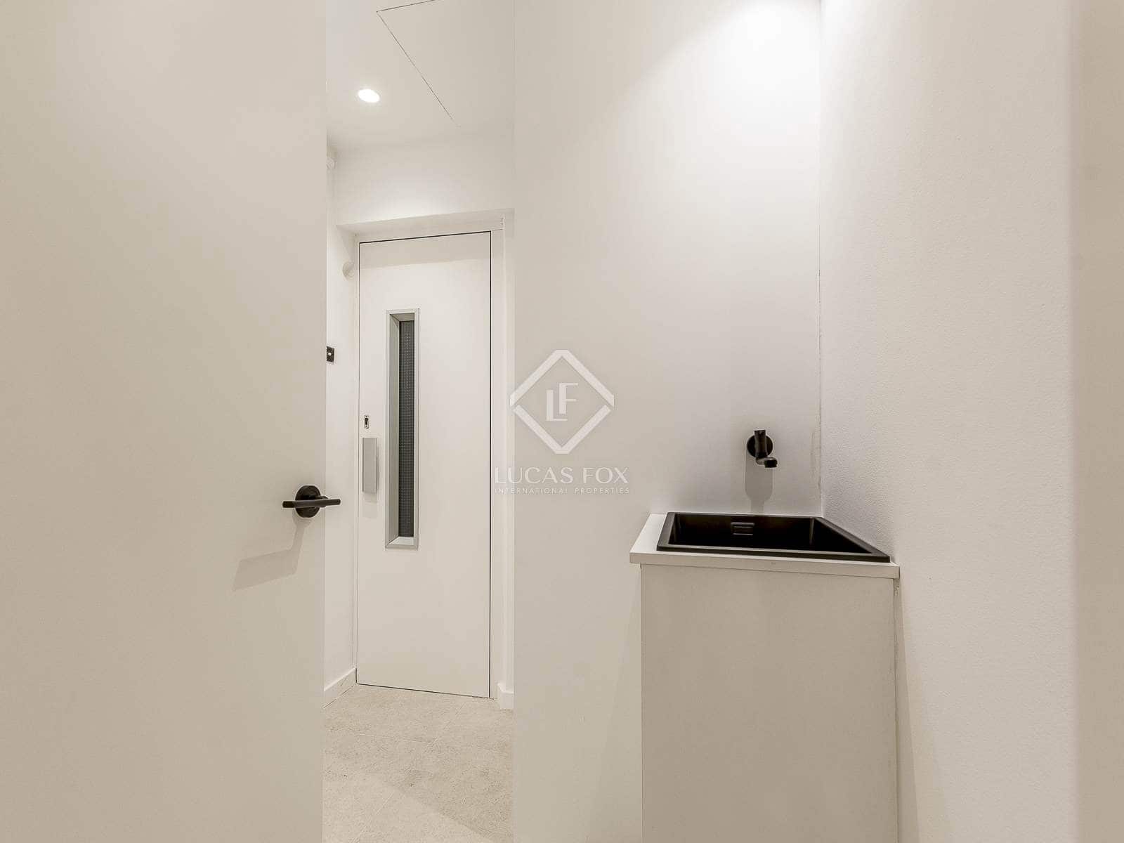 3 slaapkamer Appartement te koop in Barcelona stad - € 1.250.000 (Ref: 8589770)