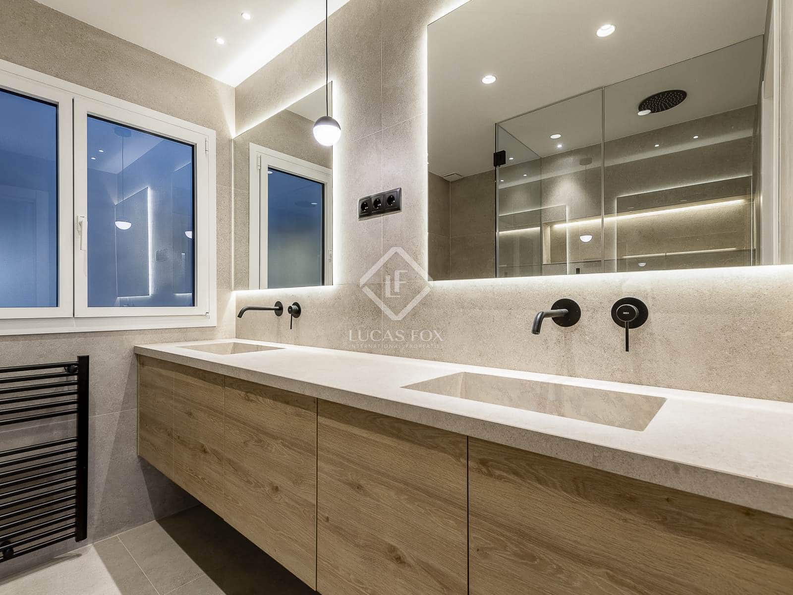 3 slaapkamer Appartement te koop in Barcelona stad - € 1.250.000 (Ref: 8589770)