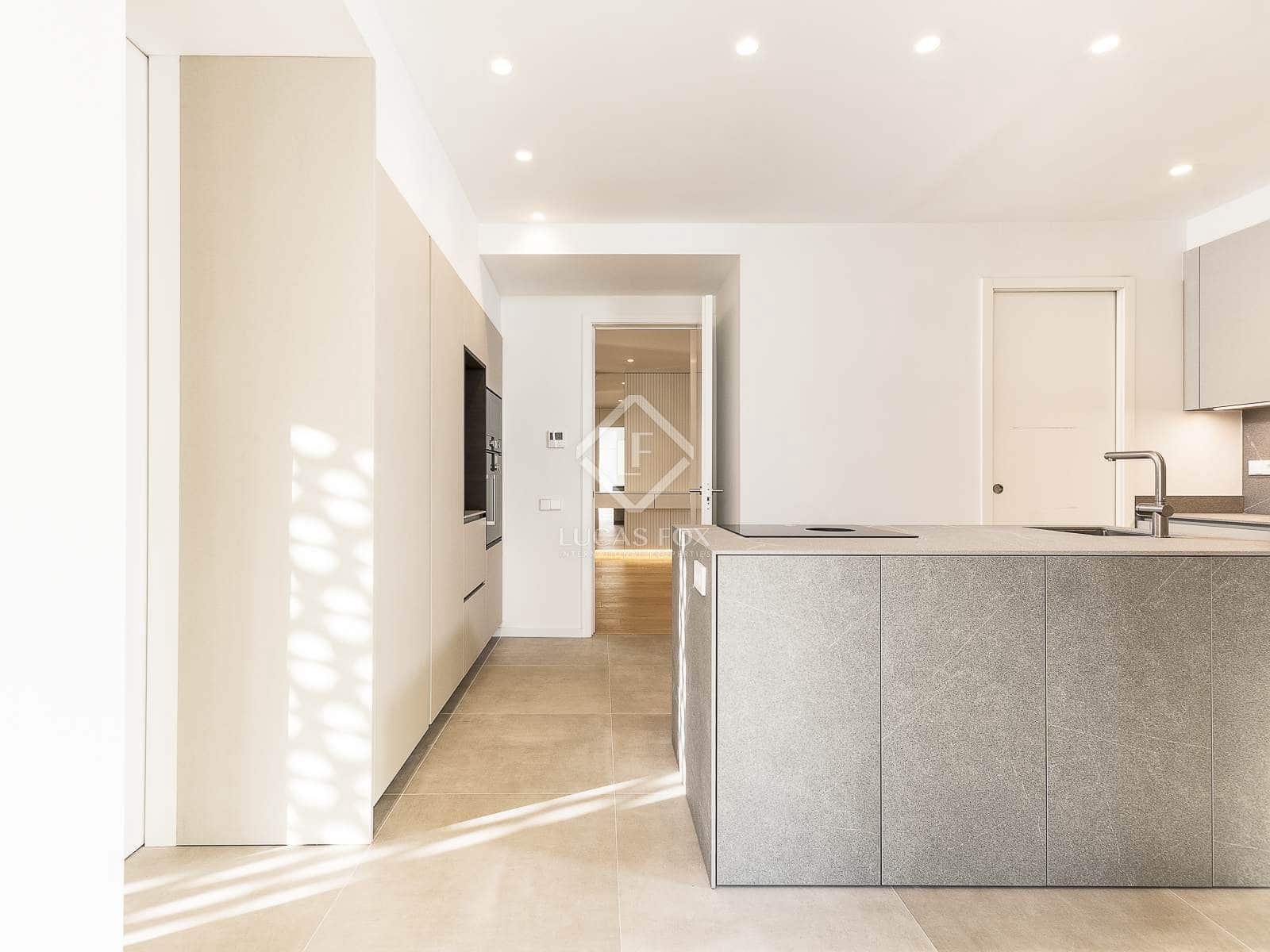 5 bedroom Apartment for sale in Barcelona city with pool garage - € 2,755,000 (Ref: 8589773)