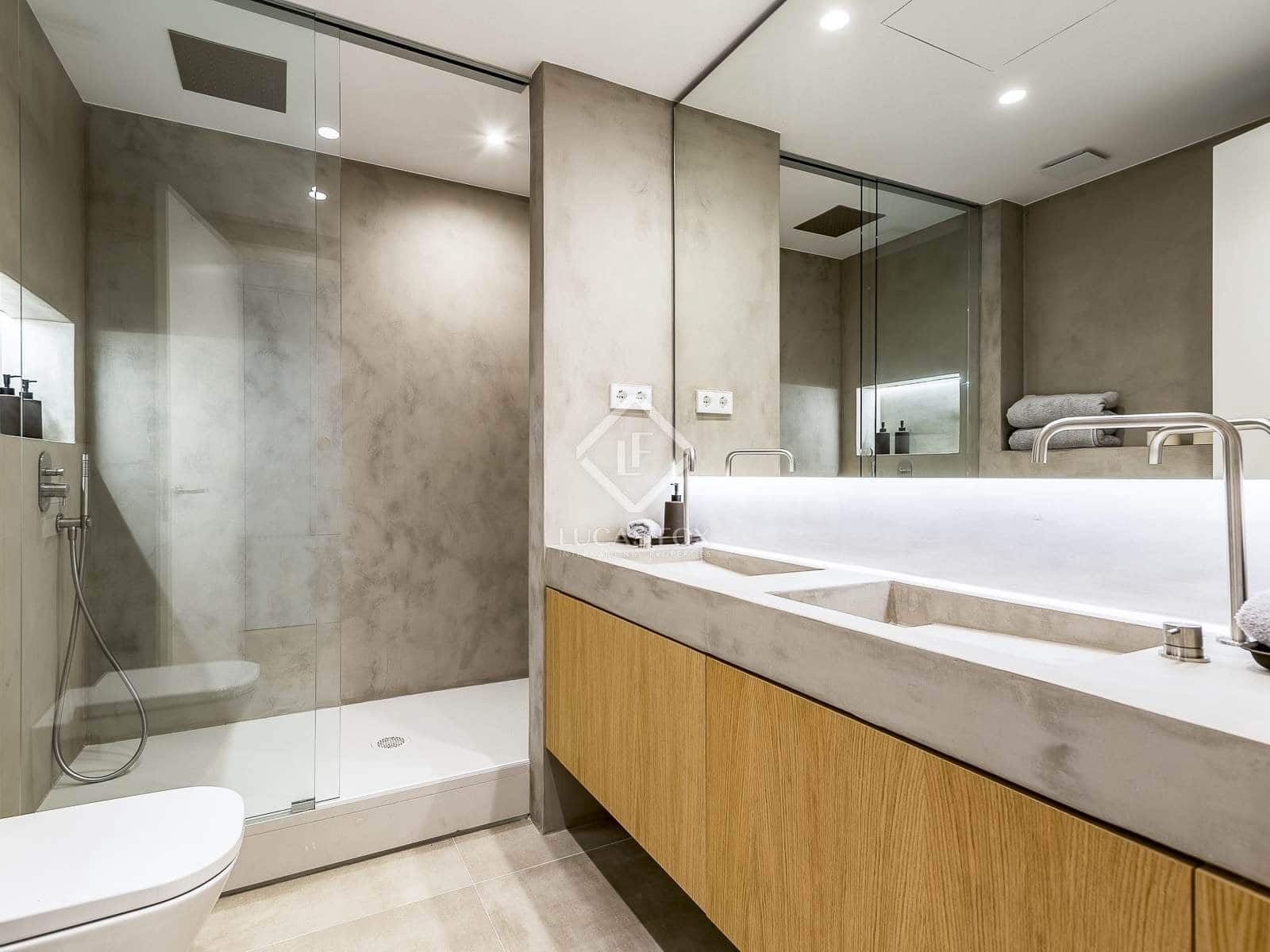 5 bedroom Apartment for sale in Barcelona city with pool garage - € 2,755,000 (Ref: 8589773)