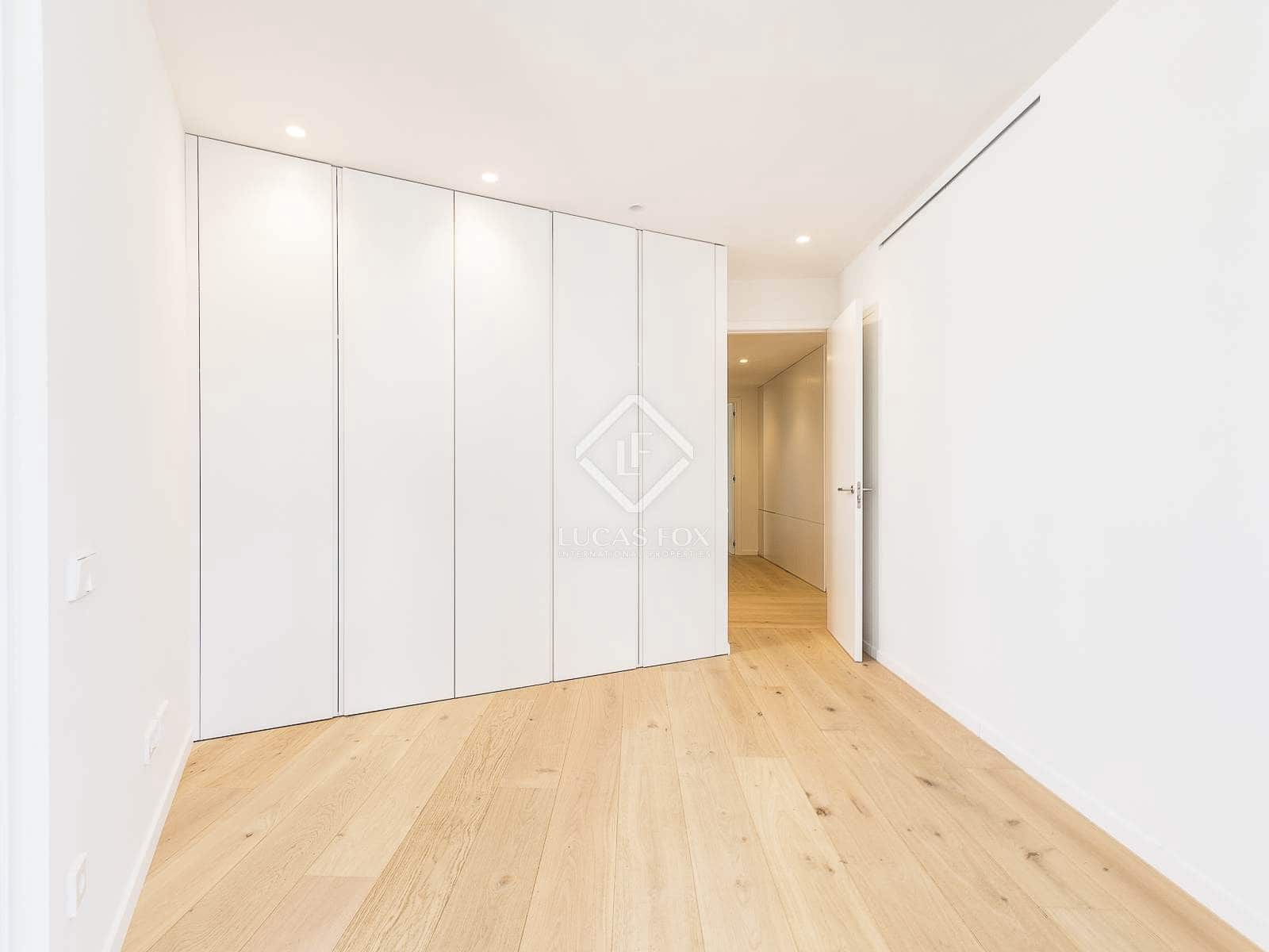 5 bedroom Apartment for sale in Barcelona city with pool garage - € 2,755,000 (Ref: 8589773)