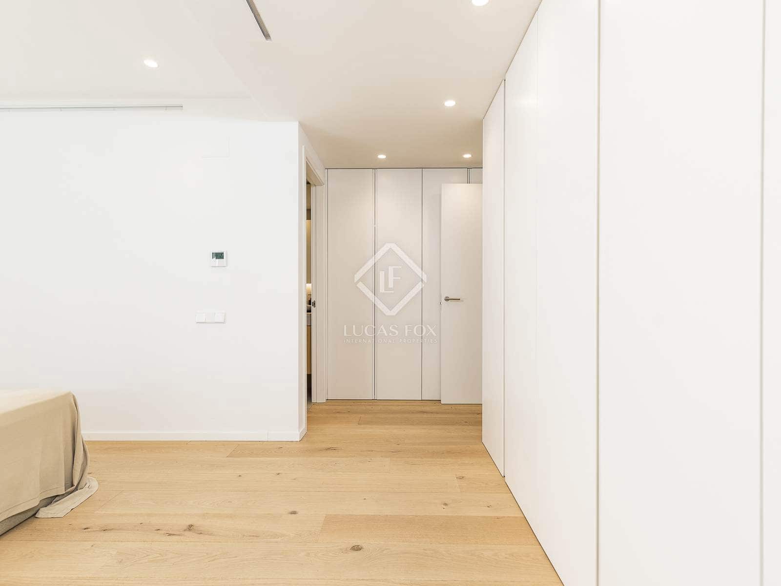 5 bedroom Apartment for sale in Barcelona city with pool garage - € 2,755,000 (Ref: 8589773)