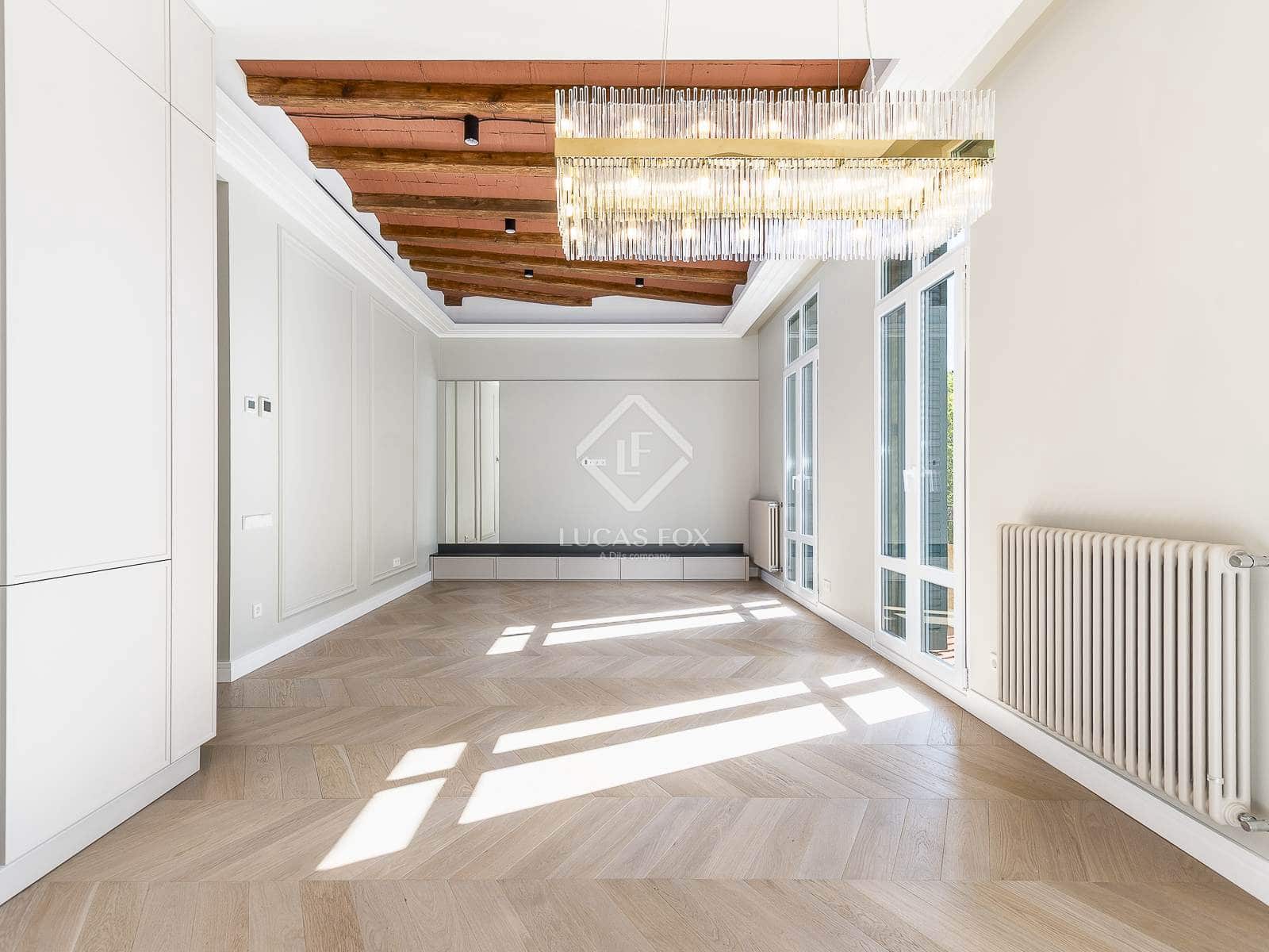 3 slaapkamer Appartement te koop in Barcelona stad - € 1.225.000 (Ref: 8590065)