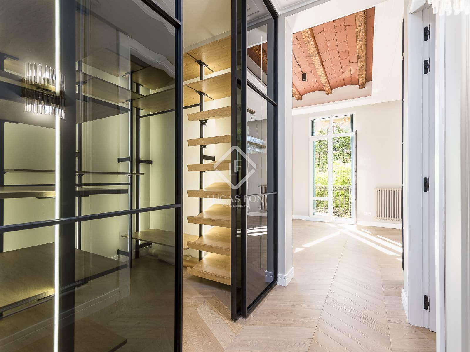 3 slaapkamer Appartement te koop in Barcelona stad - € 1.225.000 (Ref: 8590065)