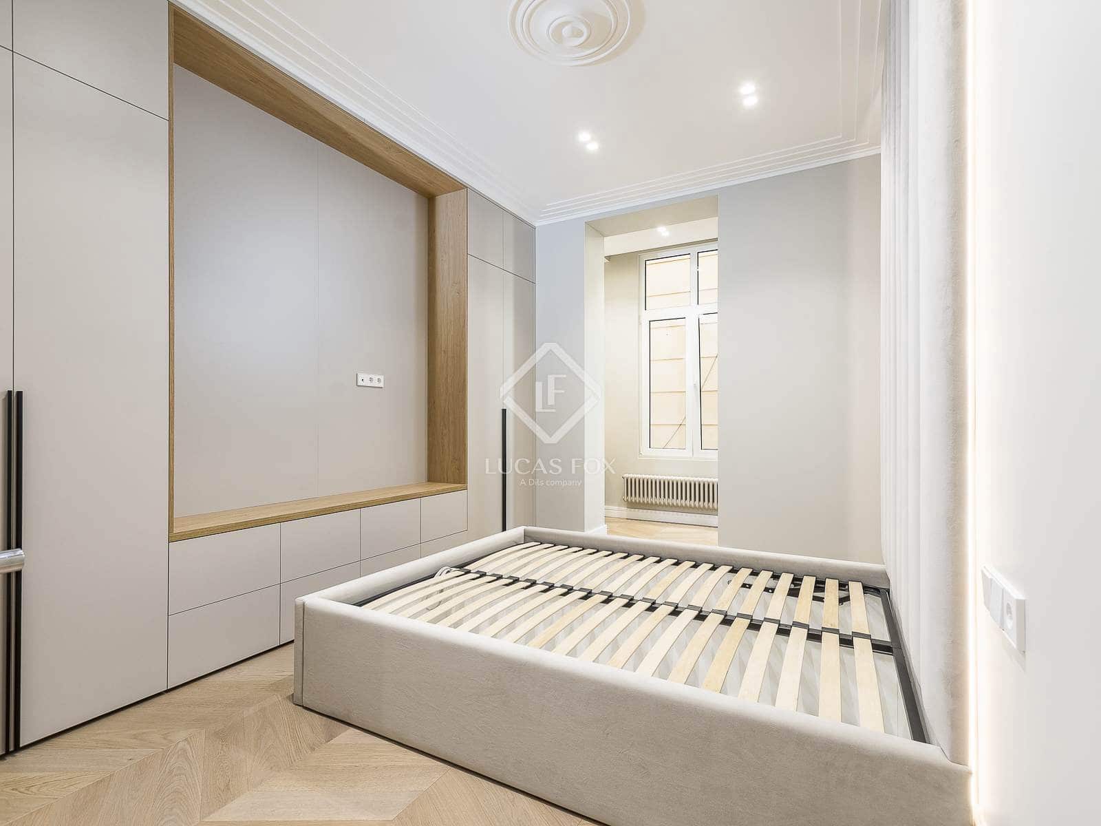 3 slaapkamer Appartement te koop in Barcelona stad - € 1.225.000 (Ref: 8590065)