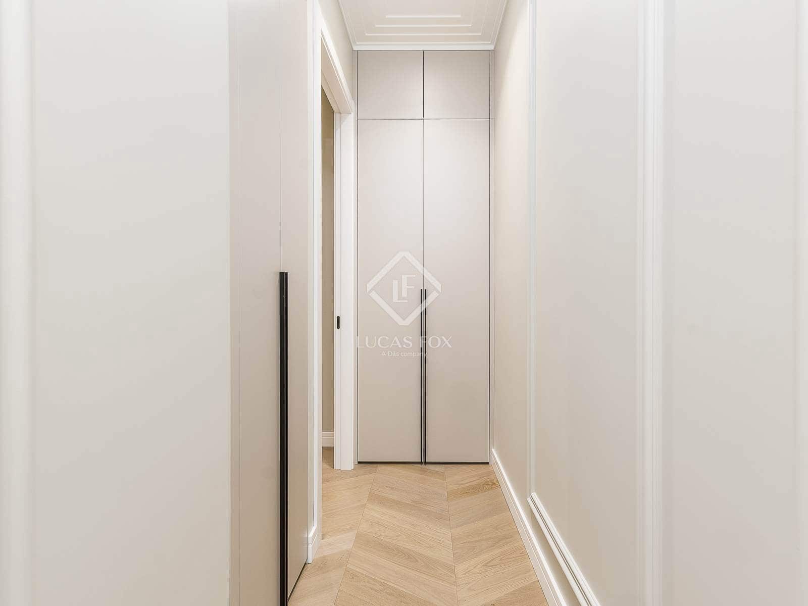 3 slaapkamer Appartement te koop in Barcelona stad - € 1.225.000 (Ref: 8590065)