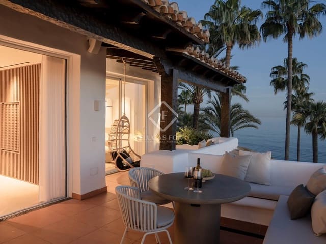 2 Zimmer Penthouse zu verkaufen in Estepona mit Garage - 1.899.000 € (Ref: 8592578)