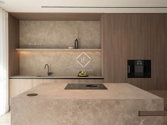 2 Zimmer Penthouse zu verkaufen in Estepona mit Garage - 1.899.000 € (Ref: 8592578)