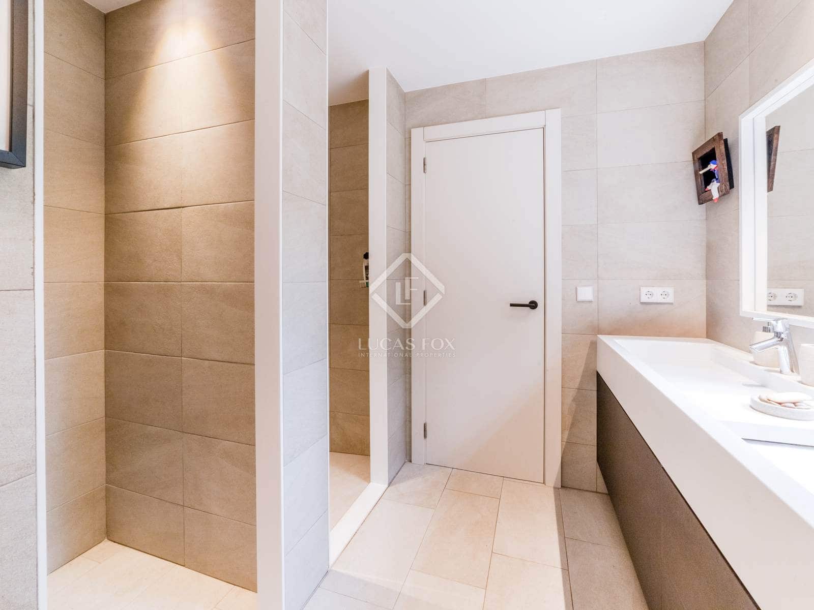 4 bedroom Villa for sale in Olivella - € 549,000 (Ref: 8594239)