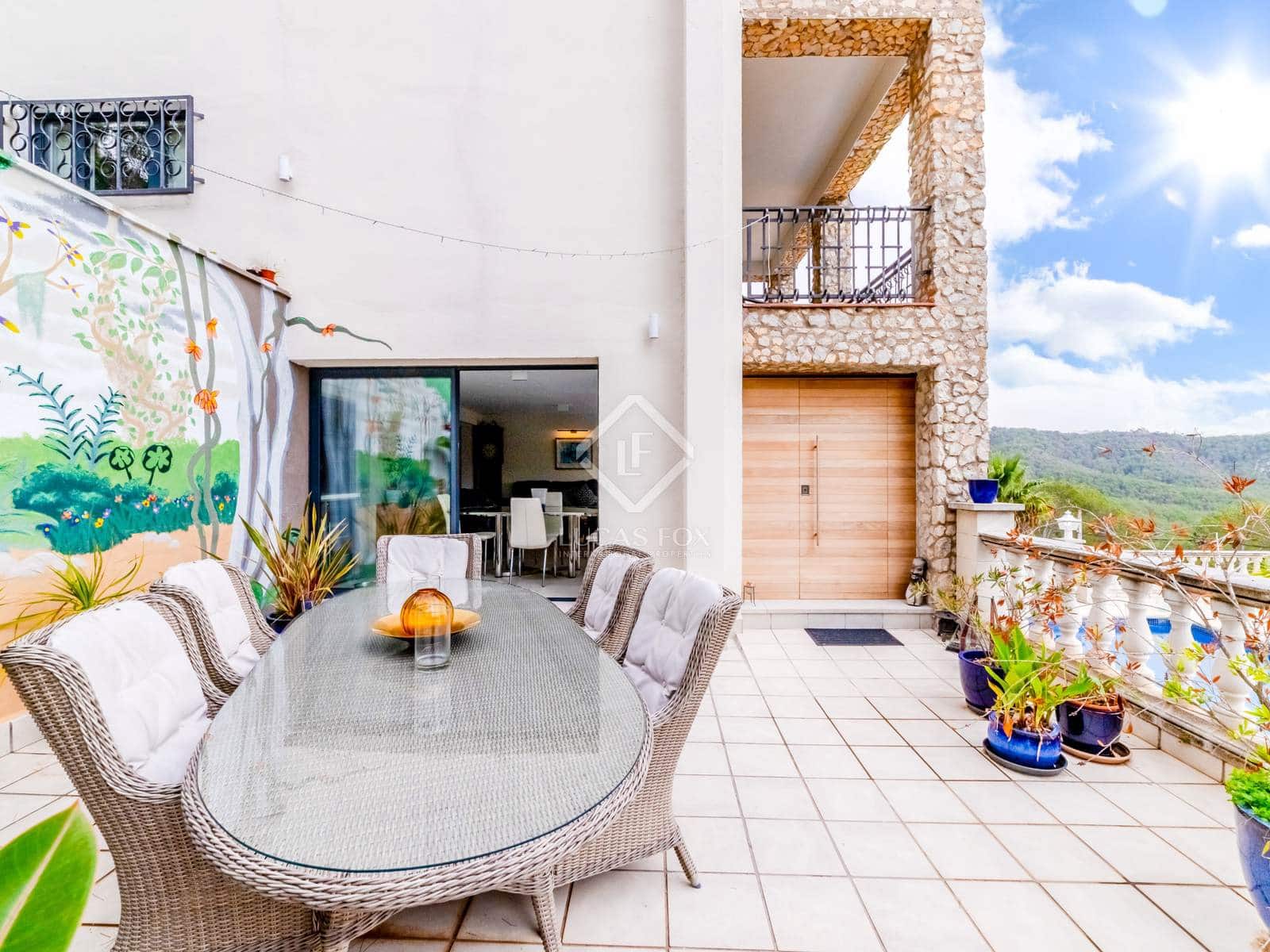 4 bedroom Villa for sale in Olivella - € 549,000 (Ref: 8594239)