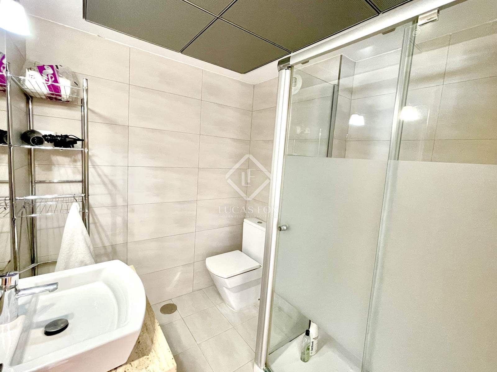 1 bedroom Apartment for sale in Alicante / Alacant city with pool garage - € 295,000 (Ref: 8594240)