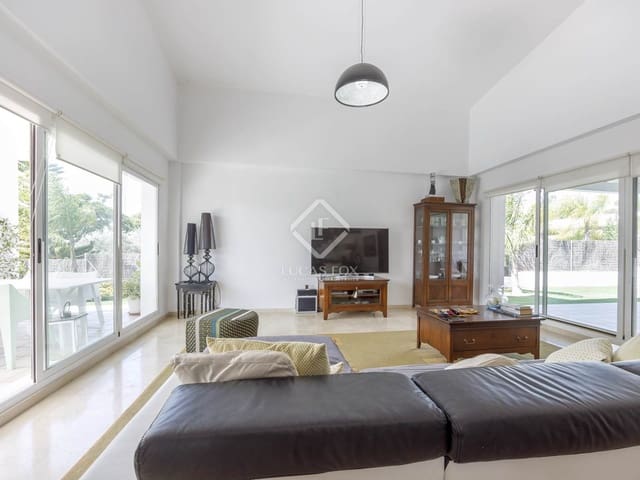 4 soveværelse Villa til leje i Bétera med swimmingpool garage - € 3.990 (Ref: 8594242)