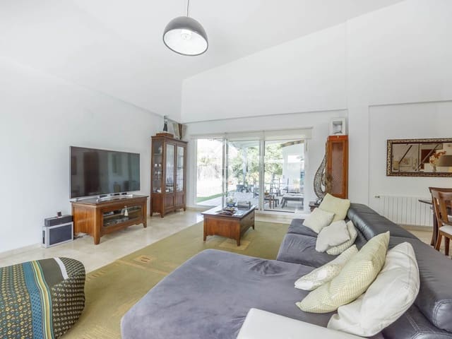 4 soveværelse Villa til leje i Bétera med swimmingpool garage - € 3.990 (Ref: 8594242)