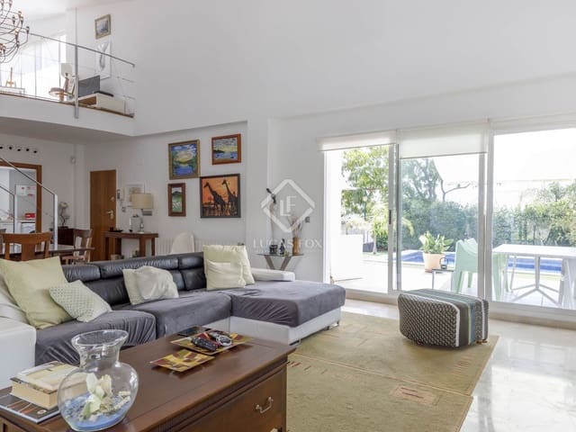 4 soveværelse Villa til leje i Bétera med swimmingpool garage - € 3.990 (Ref: 8594242)