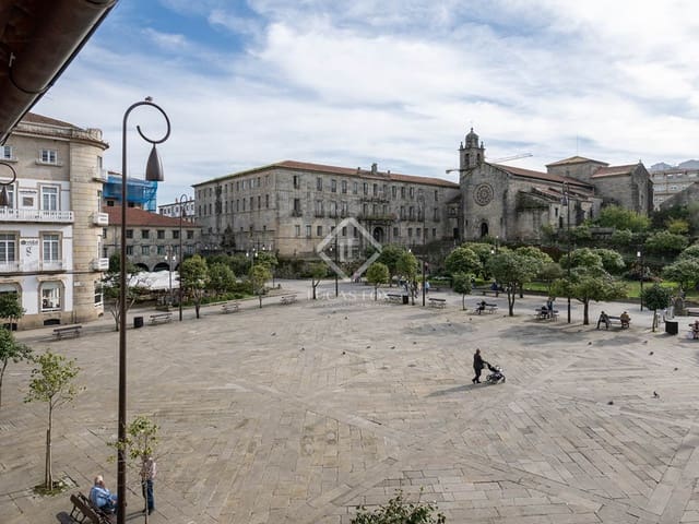 3 bedroom Villa for sale in Pontevedra city - € 900,000 (Ref: 8595722)