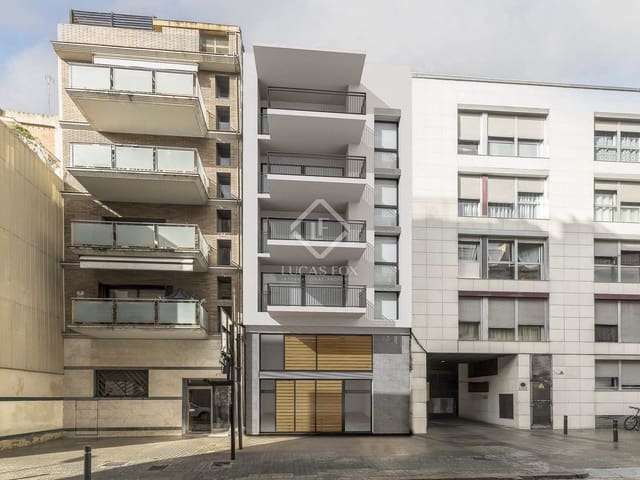 3 soveværelse Lejlighed til salg i Barcelona by med swimmingpool - € 750.000 (Ref: 8600797)