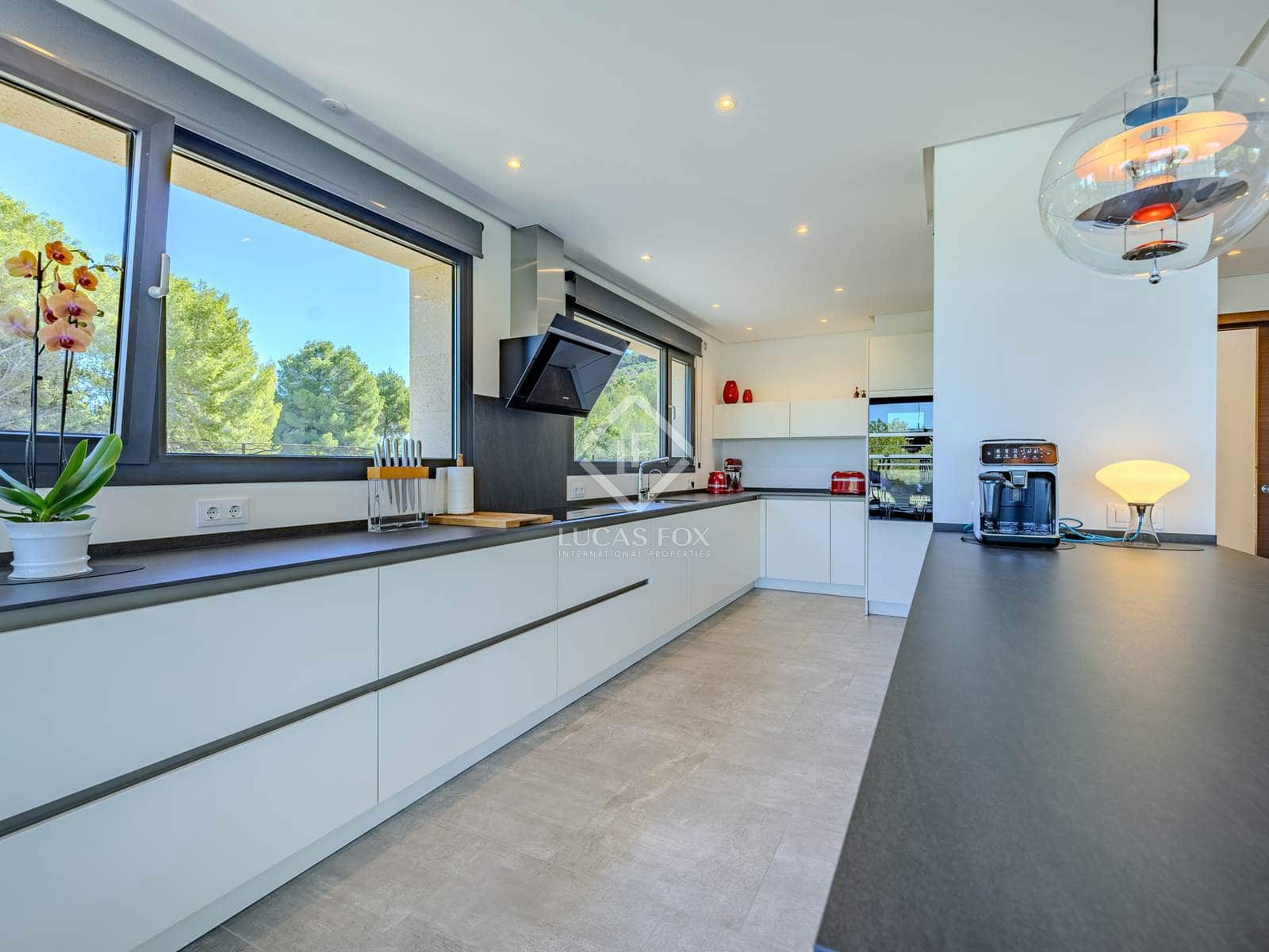 4 bedroom Villa for sale in Javea / Xabia with pool garage - € 1,729,000 (Ref: 8605782)