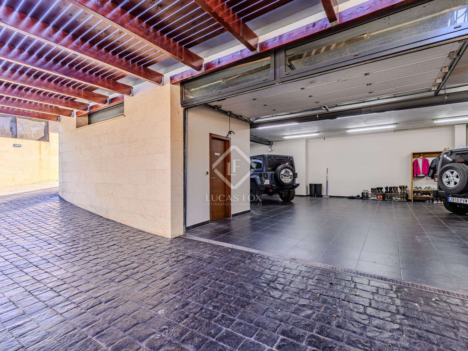 4 bedroom Villa for sale in Javea / Xabia with pool garage - € 1,729,000 (Ref: 8605782)