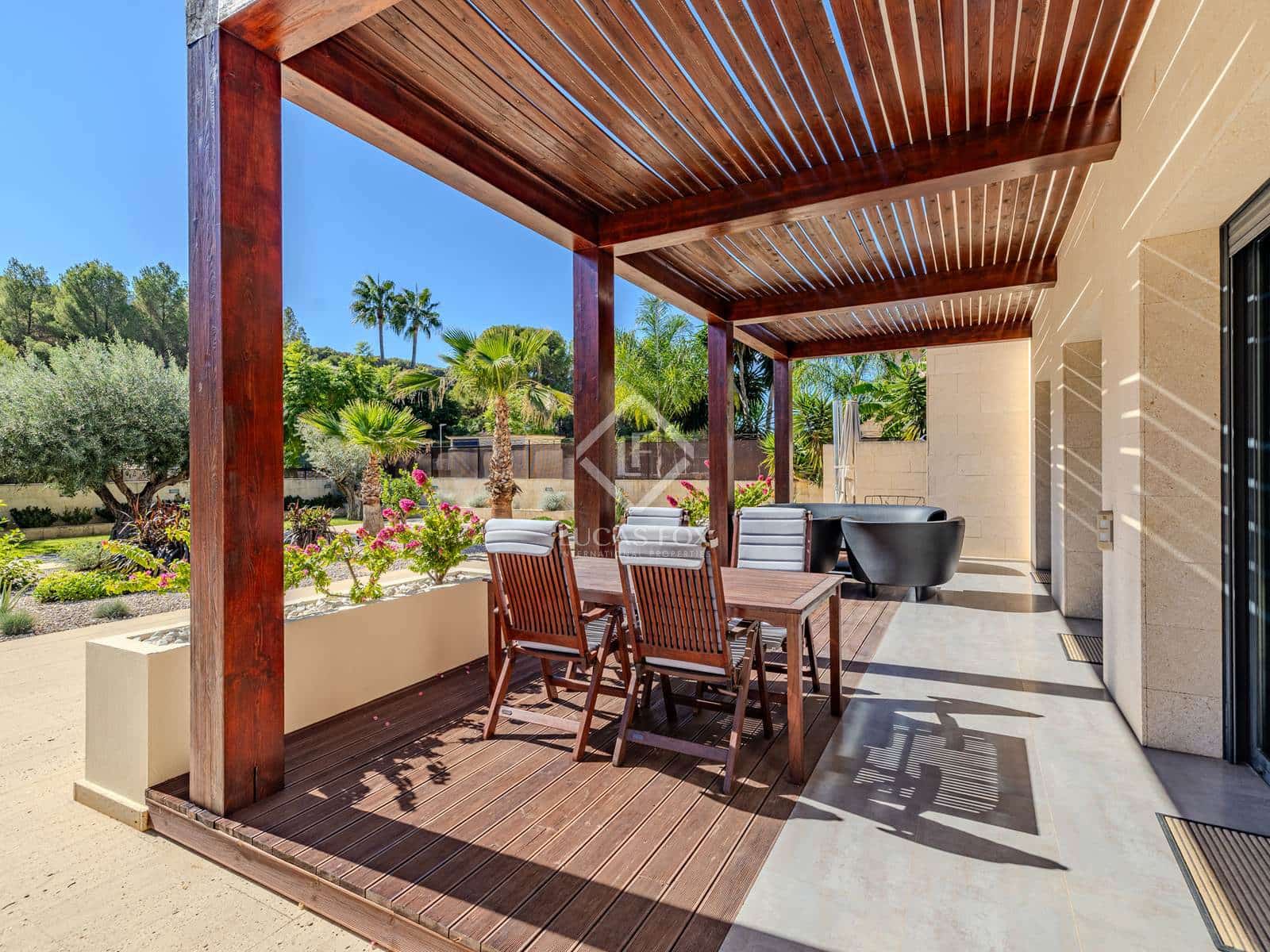 4 bedroom Villa for sale in Javea / Xabia with pool garage - € 1,729,000 (Ref: 8605782)