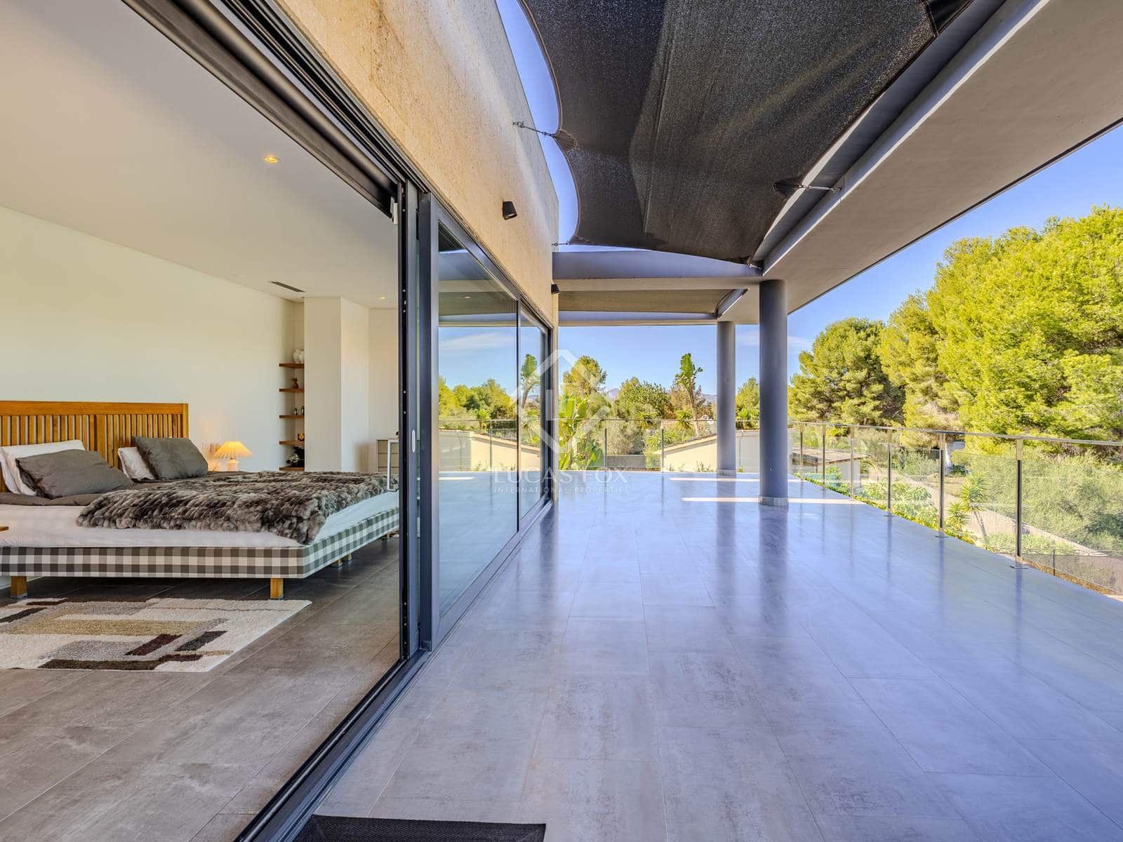 4 bedroom Villa for sale in Javea / Xabia with pool garage - € 1,729,000 (Ref: 8605782)