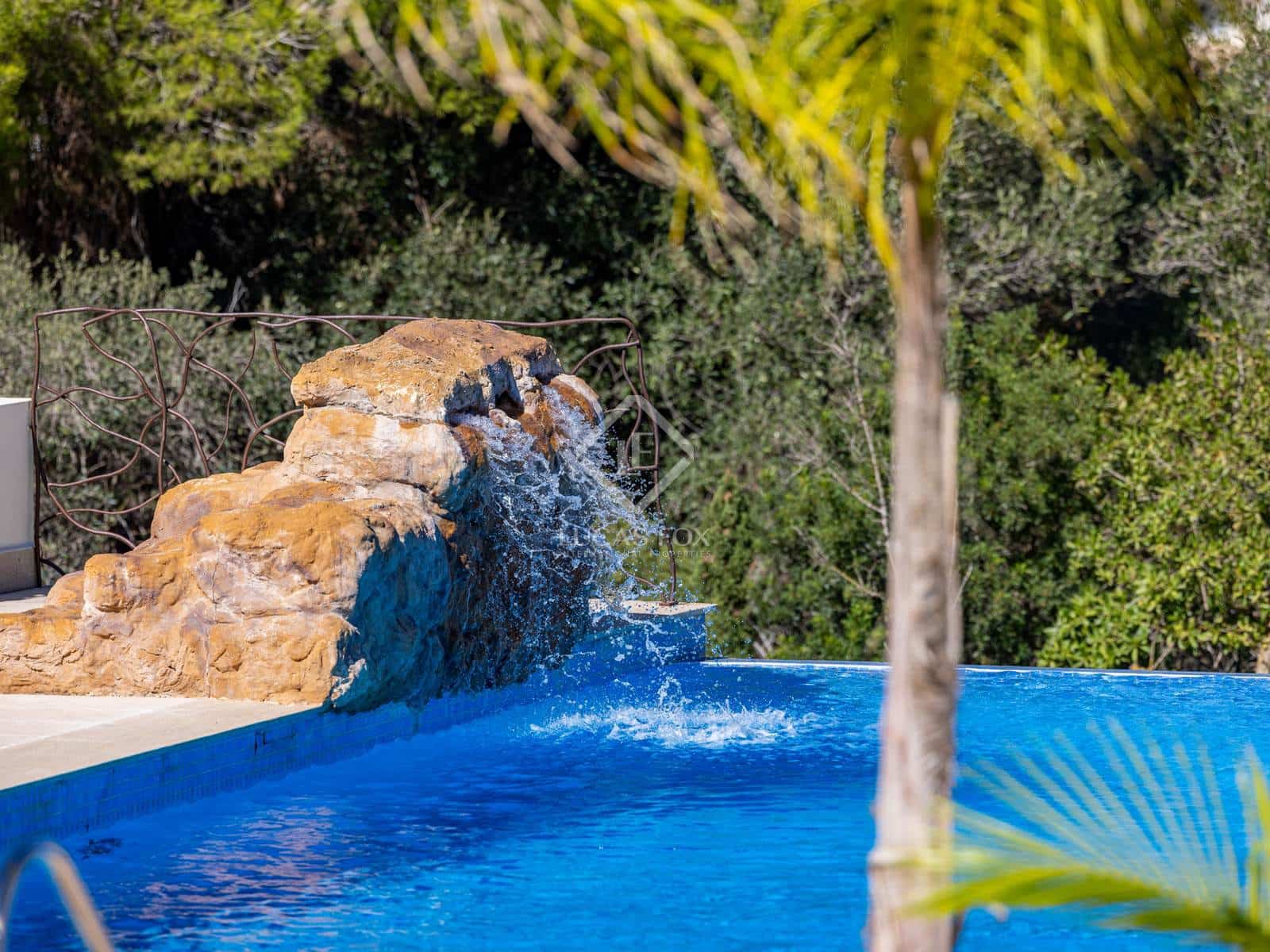 4 bedroom Villa for sale in Javea / Xabia with pool garage - € 1,729,000 (Ref: 8605782)