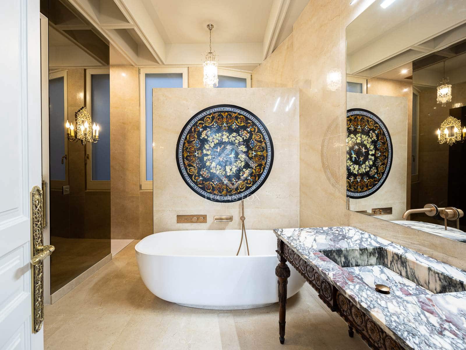 4 slaapkamer Appartement te koop in Barcelona stad - € 4.450.000 (Ref: 8607384)