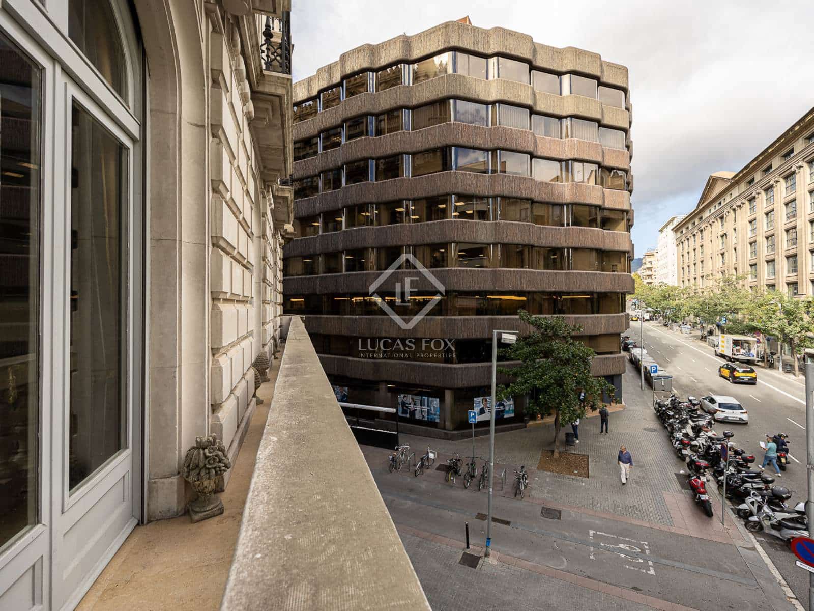 4 slaapkamer Appartement te koop in Barcelona stad - € 4.450.000 (Ref: 8607384)