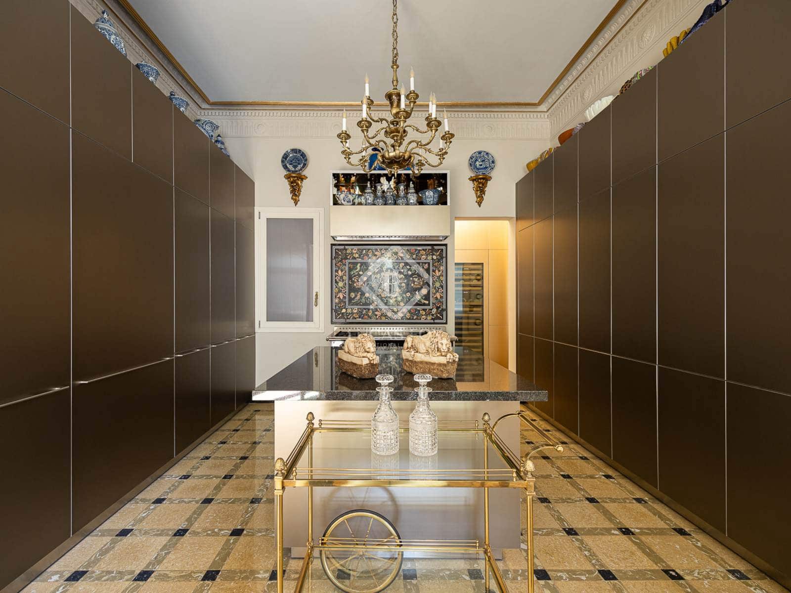 4 slaapkamer Appartement te koop in Barcelona stad - € 4.450.000 (Ref: 8607384)