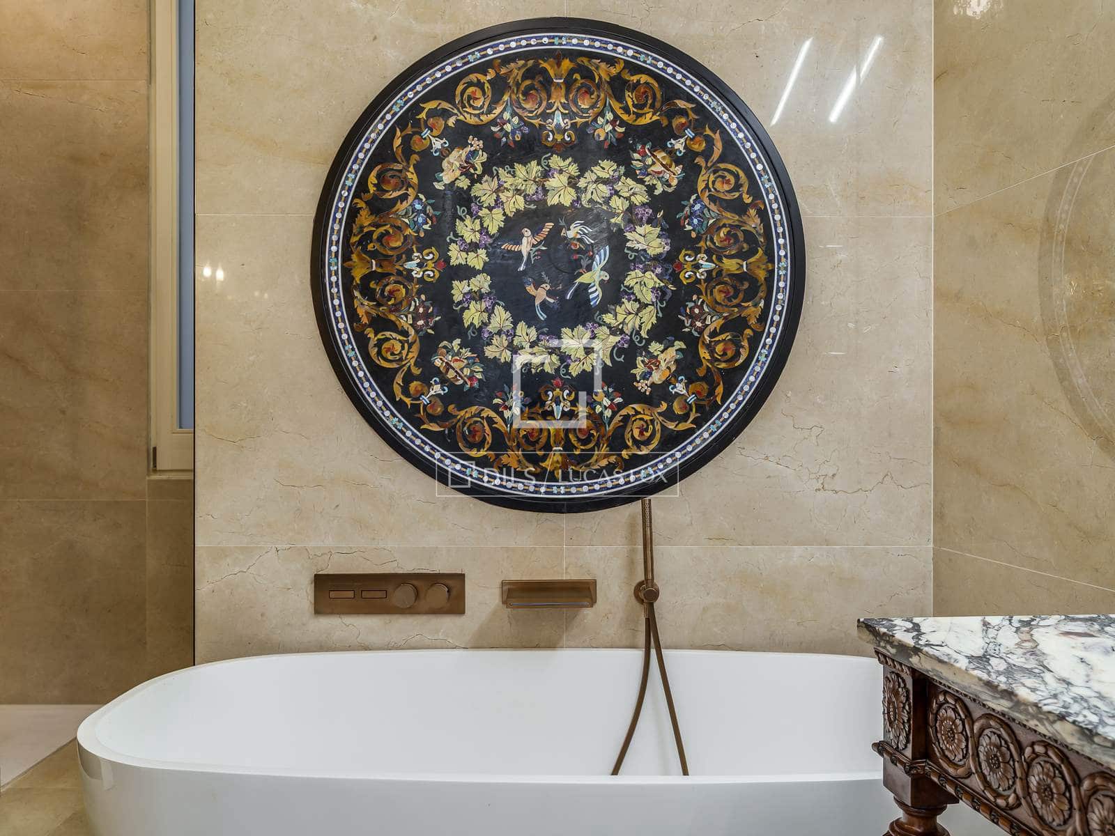 4 slaapkamer Appartement te koop in Barcelona stad - € 3.950.000 (Ref: 8607384)