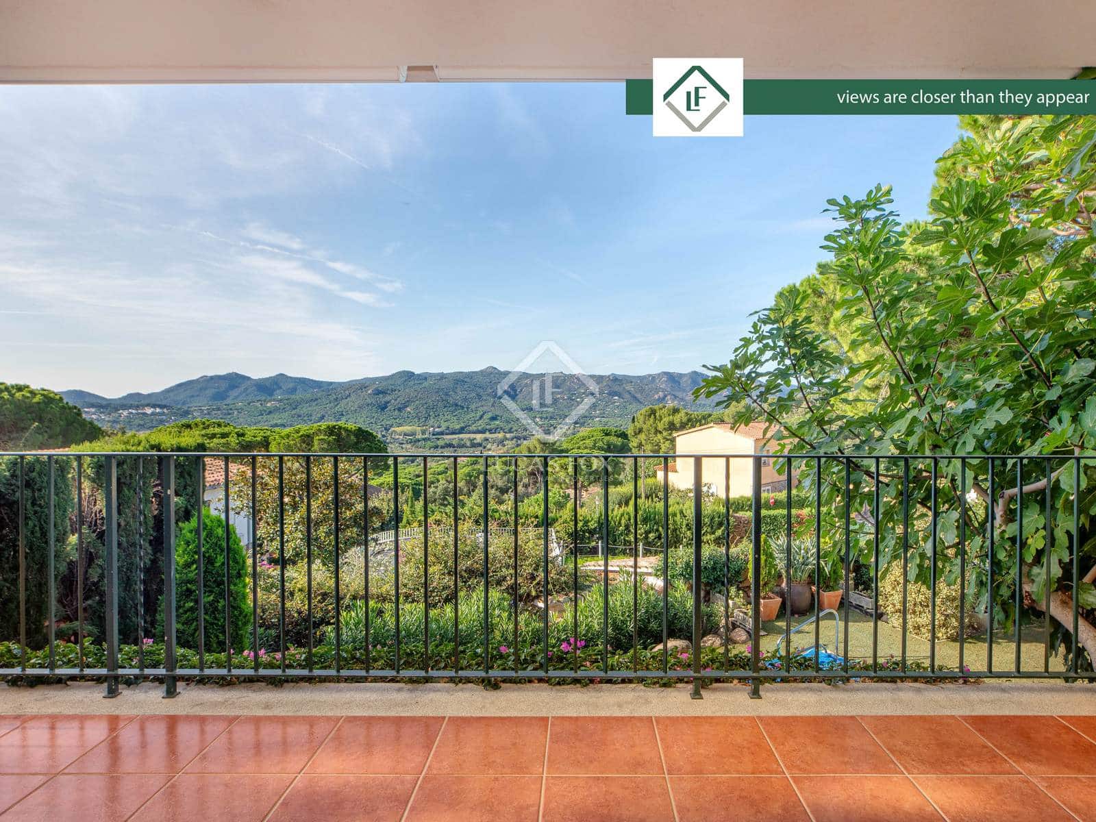 4 bedroom Villa for sale in Santa Cristina d'Aro with pool garage - € 595,000 (Ref: 8607832)