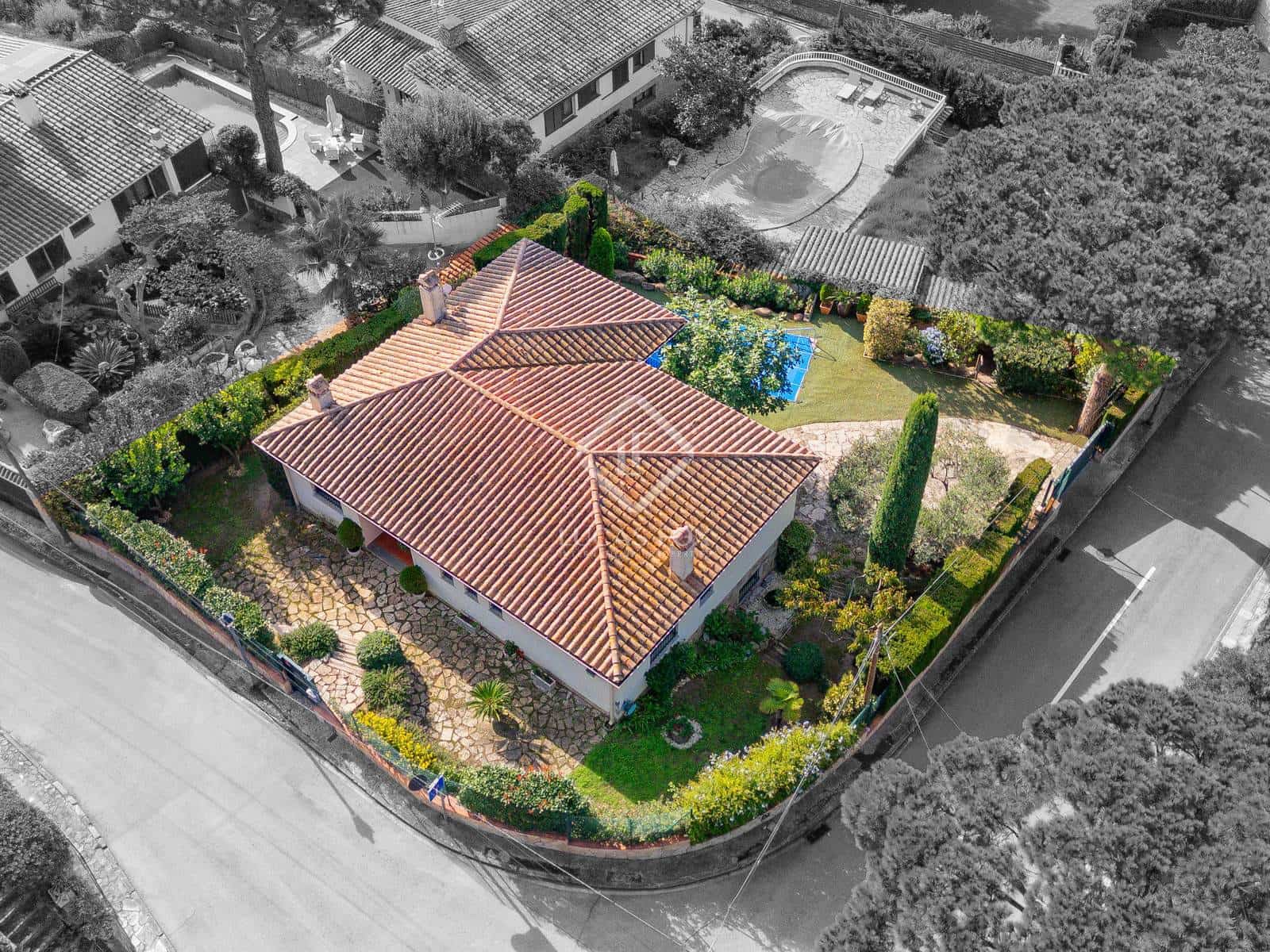 4 bedroom Villa for sale in Santa Cristina d'Aro with pool garage - € 595,000 (Ref: 8607832)