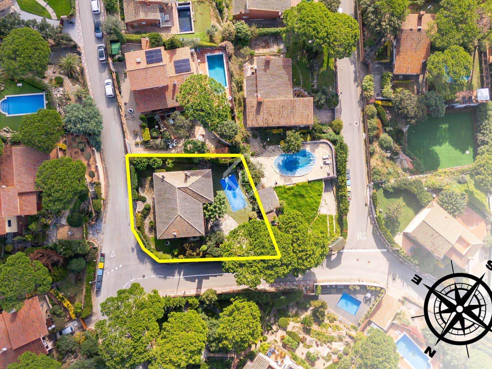 4 bedroom Villa for sale in Santa Cristina d'Aro with pool garage - € 595,000 (Ref: 8607832)