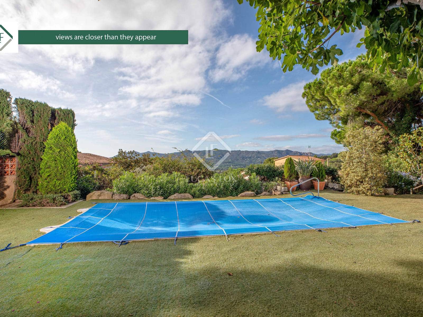 4 bedroom Villa for sale in Santa Cristina d'Aro with pool garage - € 595,000 (Ref: 8607832)