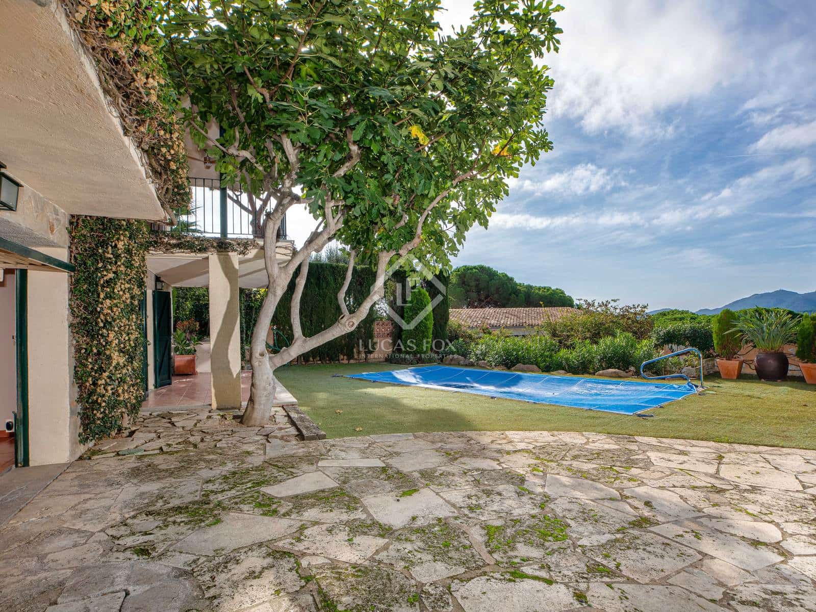 4 bedroom Villa for sale in Santa Cristina d'Aro with pool garage - € 595,000 (Ref: 8607832)