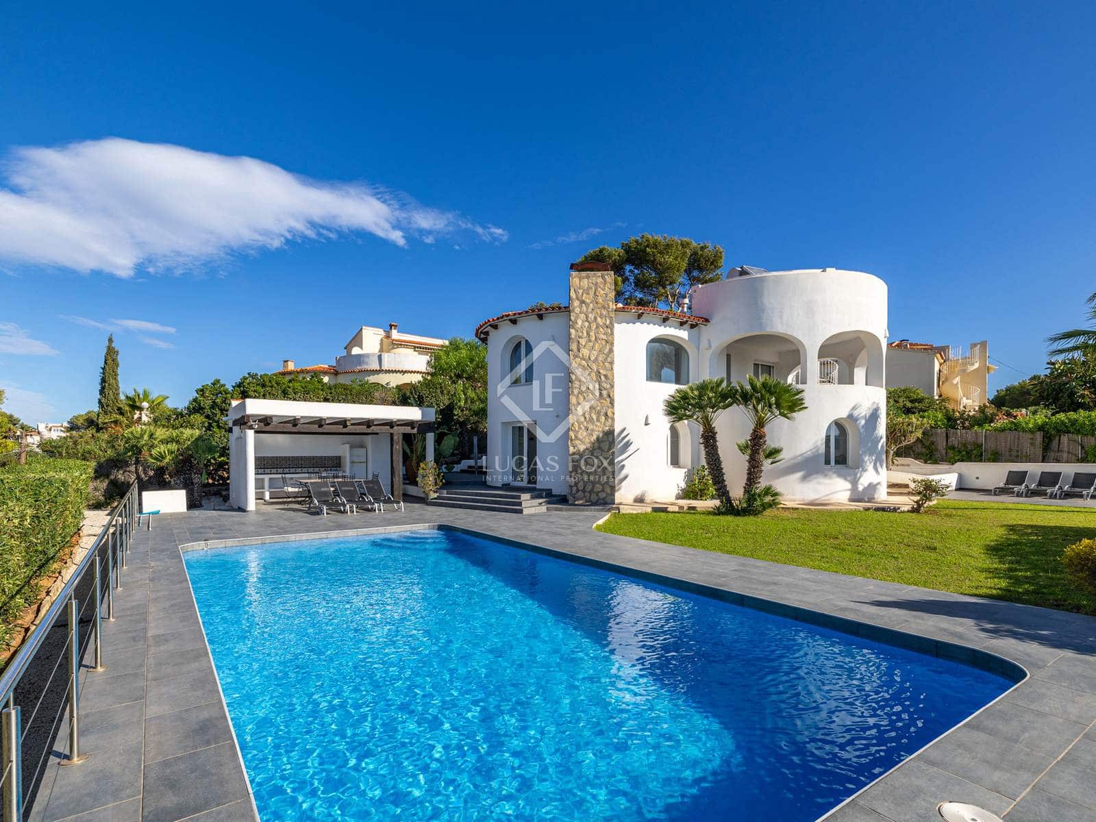 4 bedroom Villa for sale in Javea / Xabia with pool garage - € 1,195,000 (Ref: 8609152)