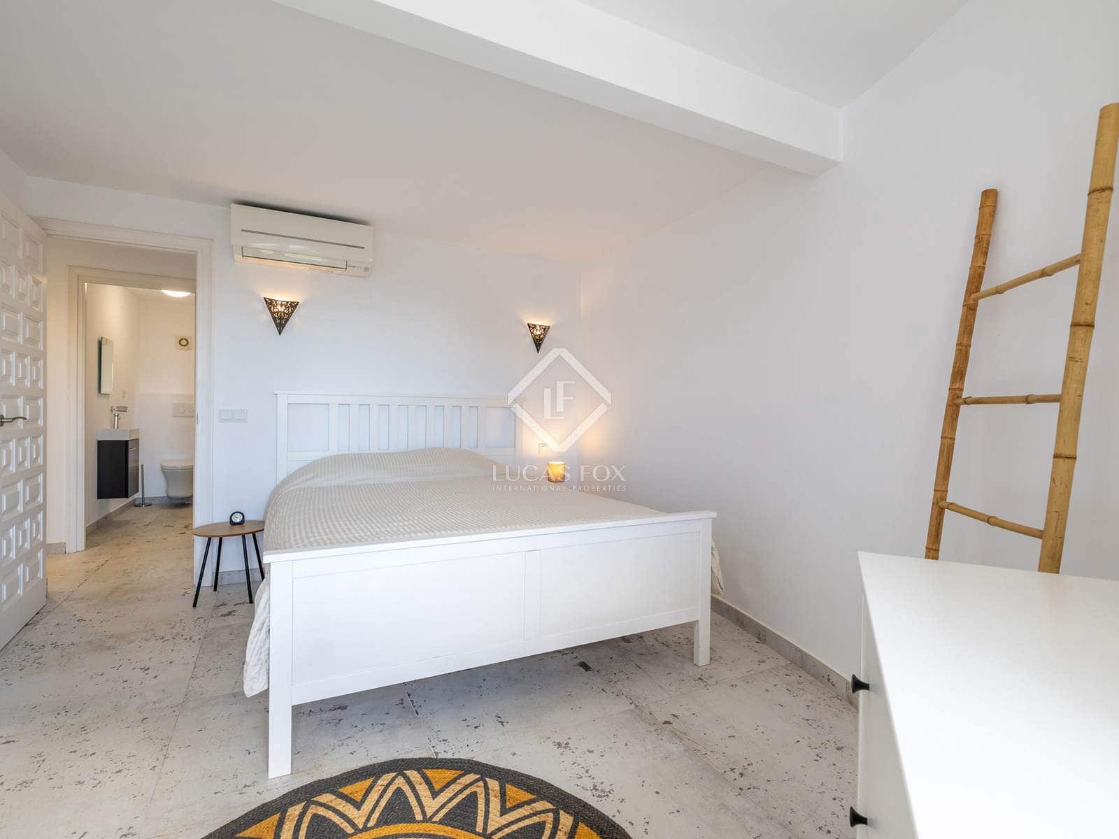 4 bedroom Villa for sale in Javea / Xabia with pool garage - € 1,195,000 (Ref: 8609152)